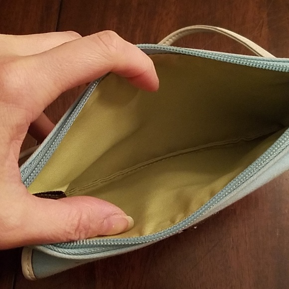 Coach wristlet - Picture 3 of 6